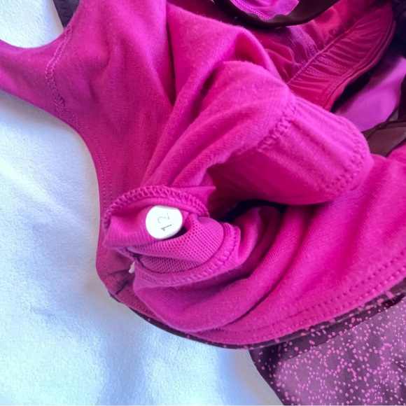 Lululemon Purple Sporty Top Size 12 – Excellent Condition - Picture 8 of 10
